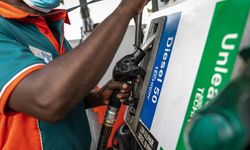 Afrika'nın petrol zengini ülkesi Angola'da akaryakıt fiyatlarındaki artış krize yol açtı
