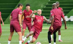 Osimhen, Galatasaray formasıyla ilk antrenmanına çıktı
