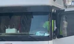 Kalp krizi geçiren tır sürücüsü otomobile çarptı: 2 yaralı
