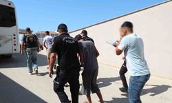 Antalya’da eş zamanlı düzenlenen operasyonda 80 aranan kişi yakalandı