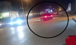Drift atarken kameraya yakalanan sürücü dereye uçtu