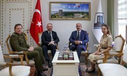 Yeni Zelanda Büyükelçisi Lewis’tan Vali Toraman’a ziyaret