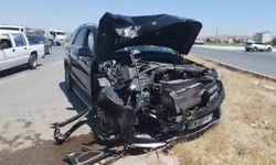 Aksaray’da 3 araç çarpıştı, 2’si çocuk 5 yaralı