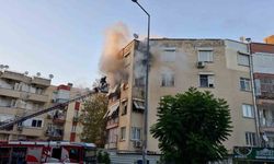 Antalya’da 5 katlı binada korkutan yangın