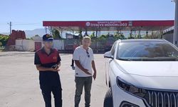 Osmaniye’de elektrikli otomobilin bagajında mahsur kalan 5 kedi yavrusu kurtarıldı
