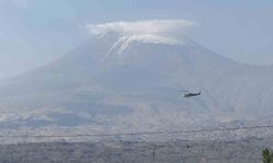 Iğdır’da yüksek gerilim hatları için helikopterle korumalar takılıyor