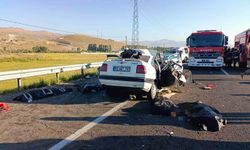 Erzurum’da iki araç kafa kafaya çarpıştı: 4 ölü