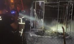 Bursa’da park halindeki karavan kül oldu