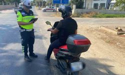 Efeler’de motosiklet sürücülerine trafik bilgilendirmesi