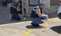 Siverek'te jandarma aracına silahlı saldırı: 2 yaralı