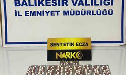Ayvalık’ta narkotik polisleri 265 adet uyuşturucu hap ele geçirdi