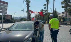 Marmaris’te araçlara tütün kullanımına yönelik denetim