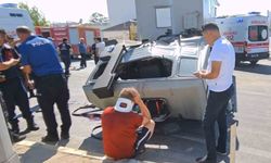 Turistlerin karavanı ile tır çarpıştı: 1’i ağır 3 yaralı