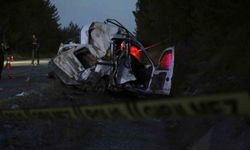 Takla atan hafif ticari araç otomobille çarpıştı: 2 ölü, 5 ağır yaralı