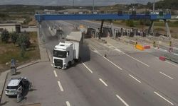 Çekmeköy’deki tır kazası güvenlik kamerasına yansıdı