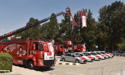 Türkiye, KKTC'ye polis ve itfaiye araçları hibe etti