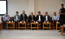 Ağabeyi vefat eden Hazine ve Maliye Bakanı Şimşek, Batman'da taziyeleri kabul etti