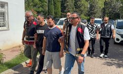Antalya'da husumetli 2 grup arasında çıkan silahlı kavgada 1 kişi öldü, 1 kişi yaralandı