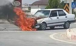 Karaman’da seyir halindeki Tofaş alev alev yandı