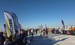 Runfire Salt Lake Ultra Trail Maratonu, renkli görüntülere sahne oldu