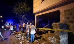 Diyarbakır'da Balkon Çöktü: 2’si Çocuk 5 Kişi Yaralandı