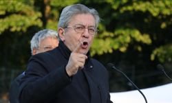 Fransa’da muhalefet, hükümetin güvenoyu alamaması halinde Macron için azil süreci başlatacak