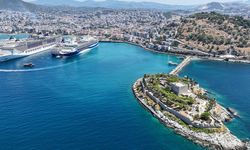 Kuşadası’na 5 kruvaziyer 10 bin 916 turist getirdi