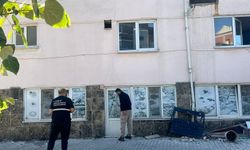 Bakan Kurum: Sındırgı’da 1 yıkık, 13 ağır hasarlı yapı tespit edildi