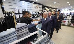 Bakan Güler Hakkâri’de Vatandaşlarla Buluştu