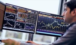 BIST 100 endeksi, tarihinin en yüksek seviyesi olan 11.263,83 puanı gördü