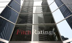 Fitch İngiltere'nin kredi notunu teyit etti