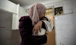 Gazze Şeridi'nde 2 aylık Rasil bebek yetersiz beslenme nedeniyle hayatını kaybetti
