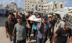 İsrail'in Gazze'ye düzenlediği son saldırılarda 21 kişi hayatını kaybetti