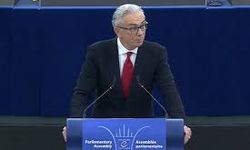 AKPM Başkanı, Trump'ın Ukrayna için barışı müzakere etme çabasından memnun