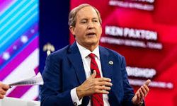 ABD'de "yeni seçim planını" önlemek amacıyla Texas'tan ayrılan 13 Demokrat üyeye dava açıldı