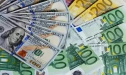 Serbest Piyasada Dolar ve Euro Haftaya Düşüşle Başladı