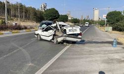 Kazada otomobil hurdaya döndü, sürücüsü yaralandı