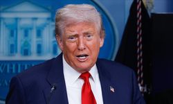 Trump yönetimi, VOA haber kuruluşundaki gazetecileri işten çıkarmak için harekete geçti