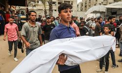 İsrail'in Gazze'ye düzenlediği son saldırılarda 12 Filistinli hayatını kaybetti