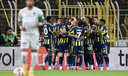 Fenerbahçe evinde 3 puanı 3 golle aldı
