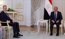 Dışişleri Bakanı Hakan Fidan, Mısır Cumhurbaşkanı Abdulfettah es-Sisi ile Görüştü