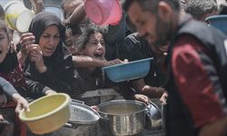 İsrail'de bir kamuoyu yoklamasına katılanların yarısı Gazze'de kıtlık olmadığını iddia etti
