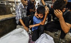 İsrail ordusunun Gazze Şeridi'ne düzenlediği saldırılarda 25 Filistinli hayatını kaybetti