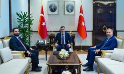 Cumhurbaşkanı Yardımcısı Yılmaz, Suriye İçişleri Bakanı Enes Hattab ile Görüştü