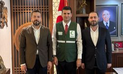 Ülkü Ocakları Genel Başkanı Yıldırım’a Yeşilay’dan Ziyaret