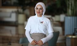 Babasının YKS çıkışında çiçekle karşıladığı öğrenci hayalindeki bölüme yerleşti
