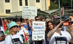 İsveç'te gazeteciler, Gazze'de meslektaşlarını öldüren İsrail'i protesto etti