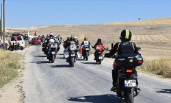 Motosiklet gönüllüleri, Büyük Taarruz'u "süvarinin izinden" giderek anıyor