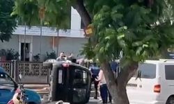 Hafif ticari araç böyle devrildi