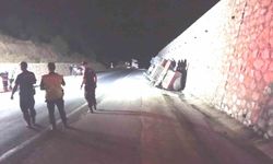 Kütahya’da asit yüklü tanker devrildi: 1 yaralı